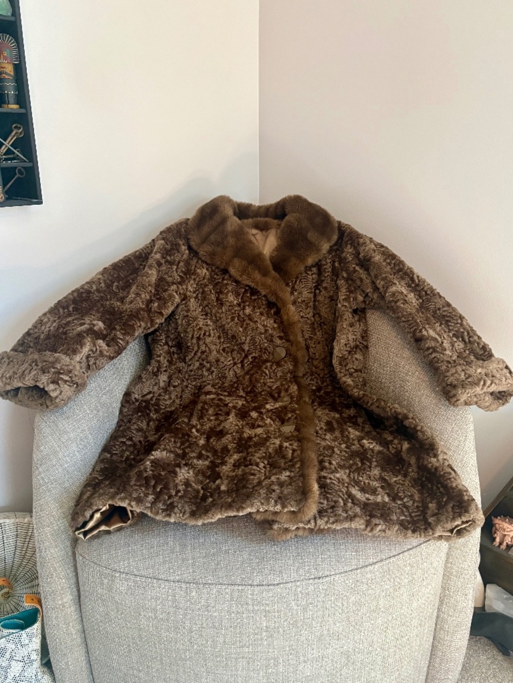 60s/70s Vintage Mob Wife Textured Curly Faux Lamb Winter Coat Size 10
